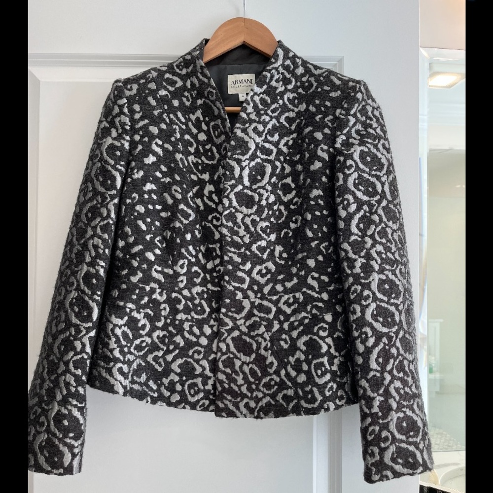 Armani Collezioni size 4 jacket